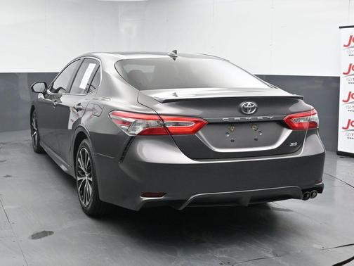 Predawn Gray Mica 2019 Toyota Camry SE