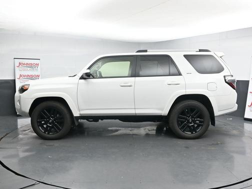 Ice Cap 2024 Toyota 4Runner SR5
