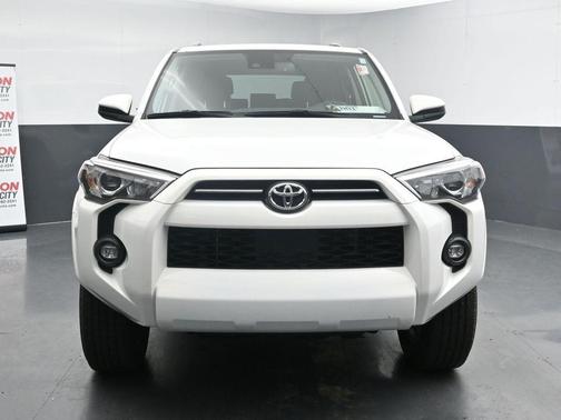 Ice Cap 2024 Toyota 4Runner SR5