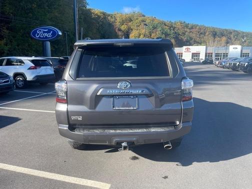 2020 Toyota 4Runner SR5