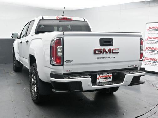 2022 GMC Canyon AT4