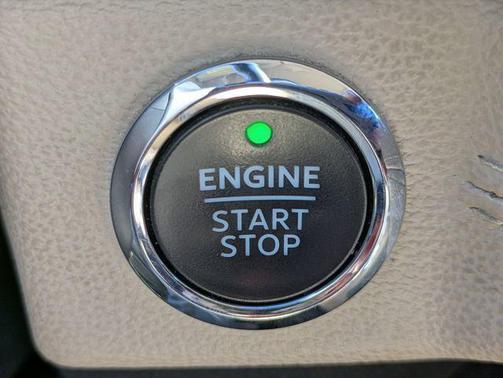 Agate Black Metallic 2023 Ford Expedition Max Limited