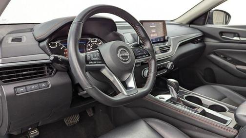 Gun Metallic 2024 Nissan Altima SR FWD