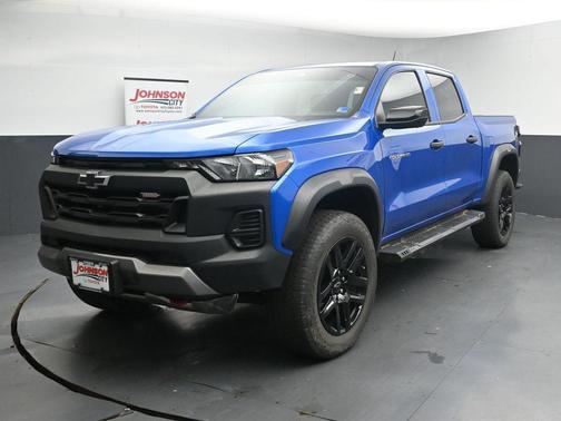 Glacier Blue Metallic 2023 Chevrolet Colorado Trail Boss
