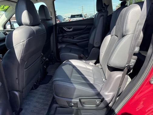 Crimson Red Pearl 2023 Subaru Ascent Limited 7-Passenger