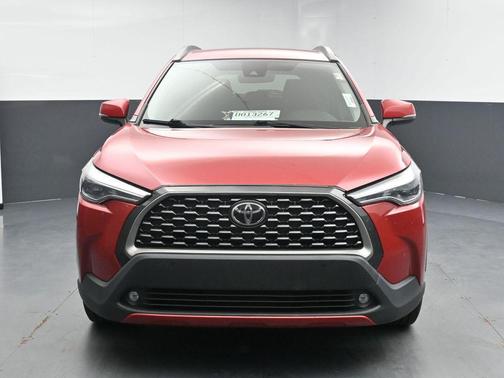 Barcelona Red Metallic 2022 Toyota Corolla Cross XLE