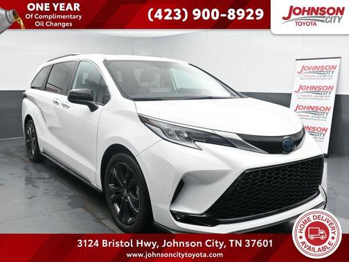 2023 Toyota Sienna XSE 7 Passenger