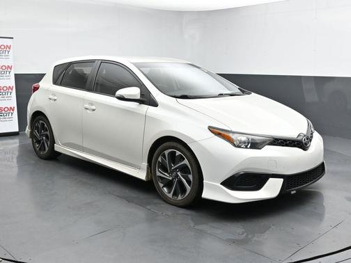 2016 Scion iM Base