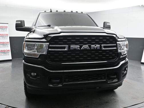 2023 RAM 2500 Big Horn Crew Cab 4x4 6'4' Box