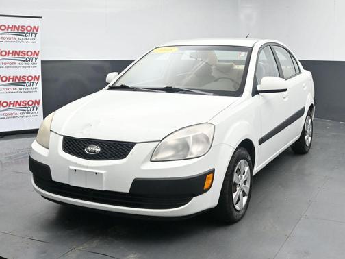 Clear White 2008 Kia Rio LX