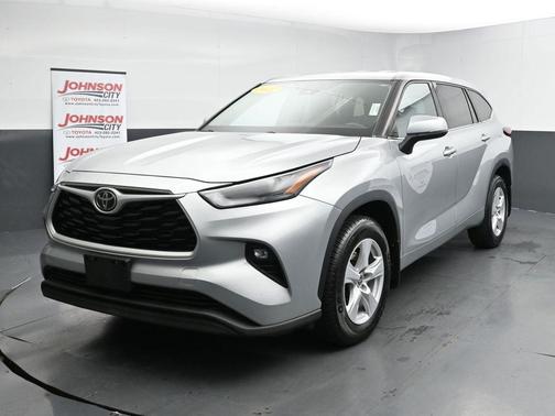 2022 Toyota Highlander LE