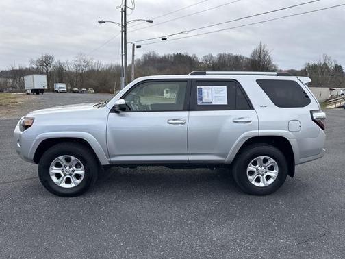 2023 Toyota 4Runner SR5