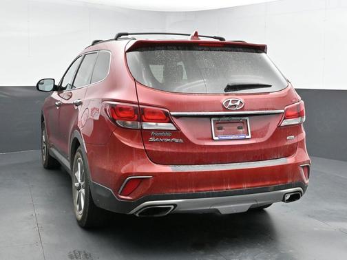 2018 Hyundai SANTA FE SE