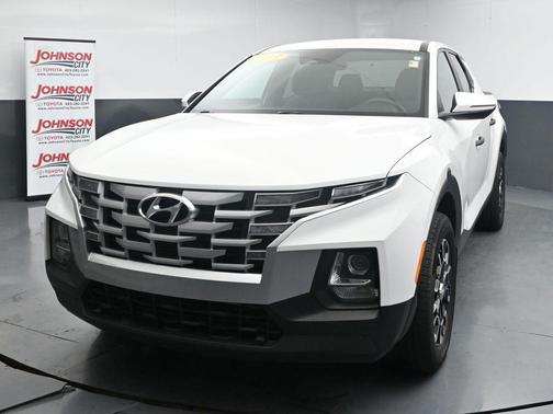Atlas White 2023 Hyundai SANTA CRUZ SEL
