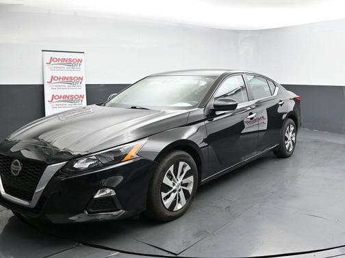 2022 Nissan Altima S FWD