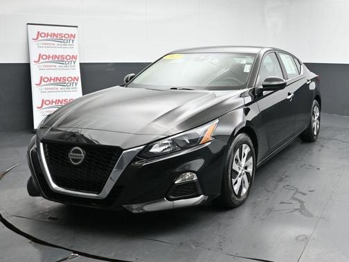 2022 Nissan Altima S FWD