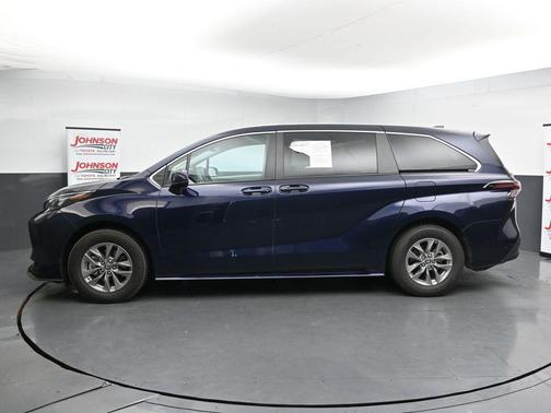 Blueprint 2024 Toyota Sienna LE