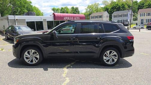 Deep Black Pearl 2021 Volkswagen Atlas 3.6L SE w/Technology