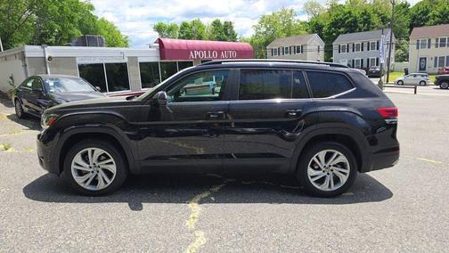 Deep Black Pearl 2021 Volkswagen Atlas 3.6L SE w/Technology