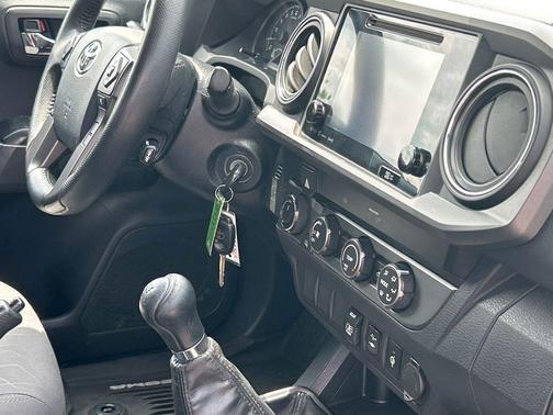 Silver Sky Metallic 2019 Toyota Tacoma TRD Off Road