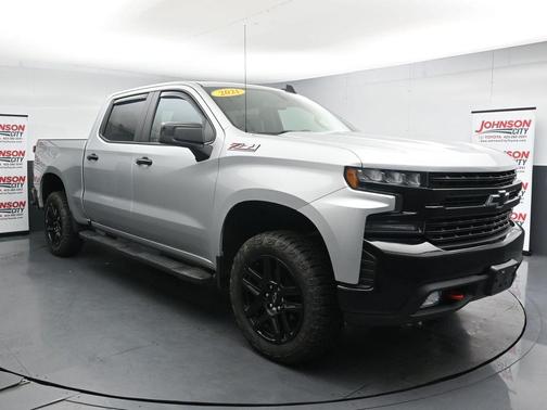Silver Ice Metallic 2021 Chevrolet Silverado 1500 LT Trail Boss