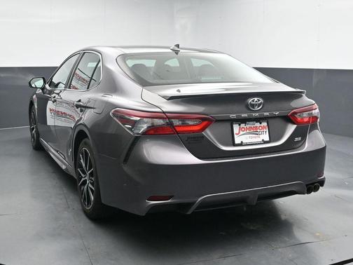 Predawn Gray Mica 2024 Toyota Camry SE