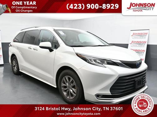 2022 Toyota Sienna XLE