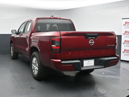 Cardinal Red Metallic Tricoat 2023 Nissan Frontier SV