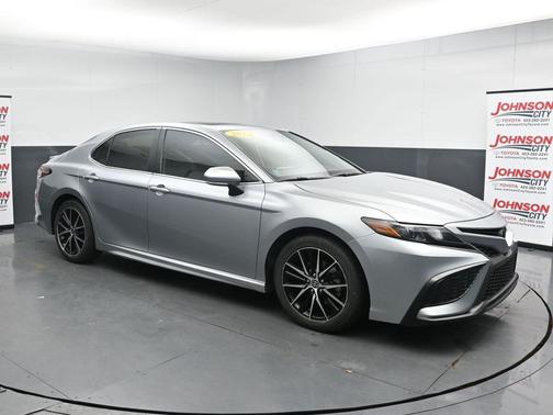 Celestial Silver Metallic 2024 Toyota Camry SE