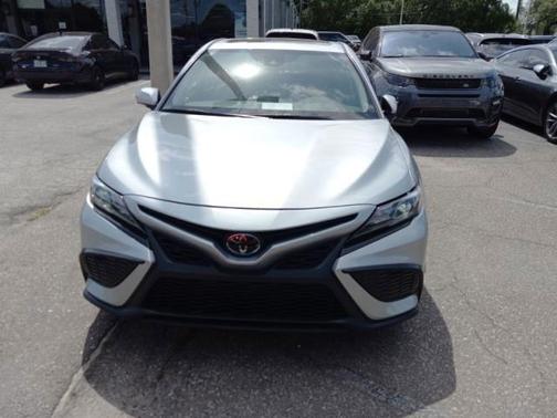 Celestial Silver Metallic 2024 Toyota Camry SE