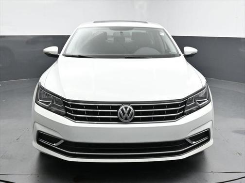 2019 Volkswagen Passat 2.0T Wolfsburg Edition