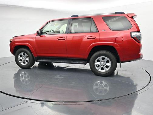 Barcelona Red Metallic 2022 Toyota 4Runner SR5 Premium