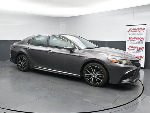 Predawn Gray Mica 2022 Toyota Camry SE