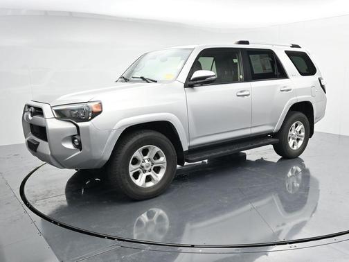 Classic Silver Metallic 2022 Toyota 4Runner SR5 Premium