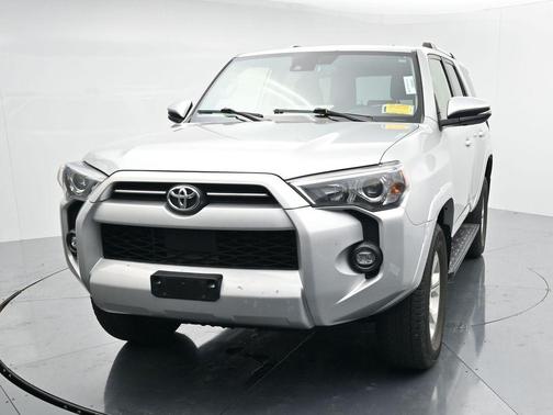 Classic Silver Metallic 2022 Toyota 4Runner SR5 Premium