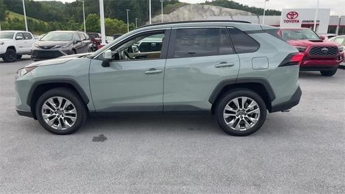 2020 Toyota RAV4 XLE Premium