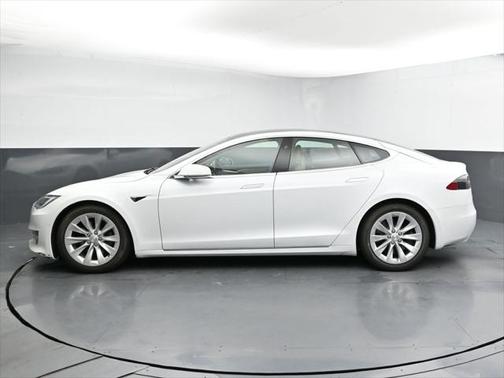 2017 Tesla Model S 60D