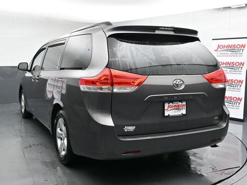 2014 Toyota Sienna LE