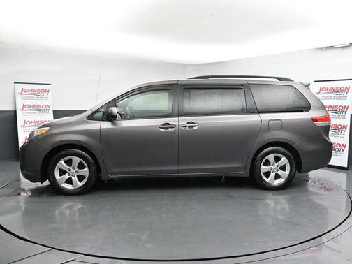 2014 Toyota Sienna LE