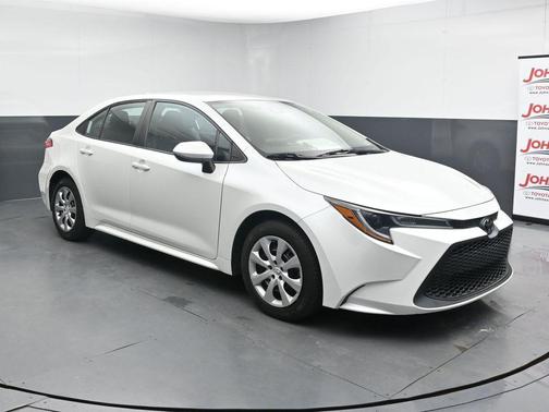 Wind Chill Pearl 2022 Toyota Corolla LE