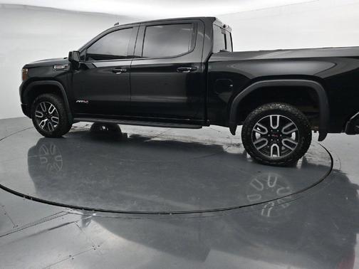 Onyx Black 2022 GMC Sierra 1500 AT4