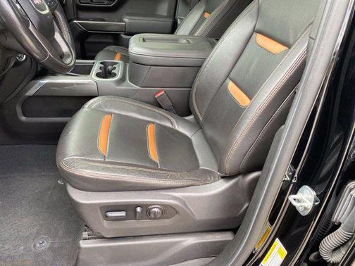 Onyx Black 2022 GMC Sierra 1500 AT4