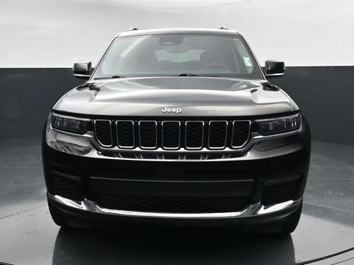 Diamond Black Crystal Pearlcoat 2023 Jeep Grand Cherokee L Limited