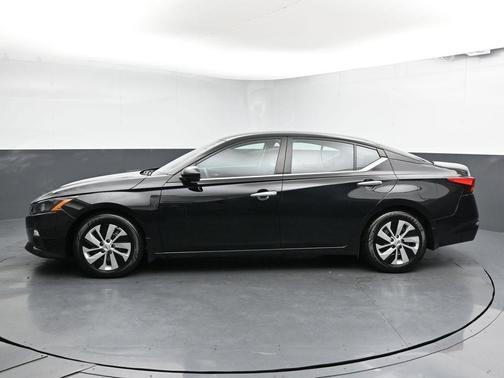 2022 Nissan Altima S FWD