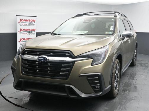 Autumn Green Metallic 2023 Subaru Ascent Limited 8-Passenger