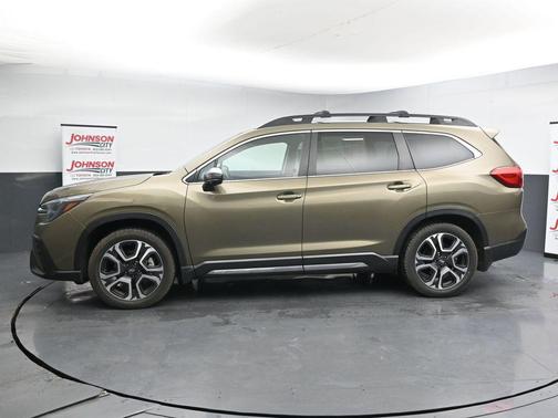Autumn Green Metallic 2023 Subaru Ascent Limited 8-Passenger