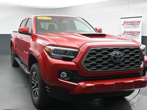 Barcelona Red Metallic 2023 Toyota Tacoma TRD Sport