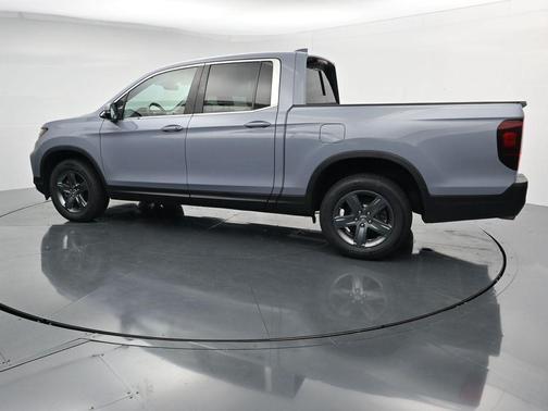 Sonic Gray Pearl 2023 Honda Ridgeline RTL