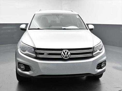2016 Volkswagen Tiguan R-Line