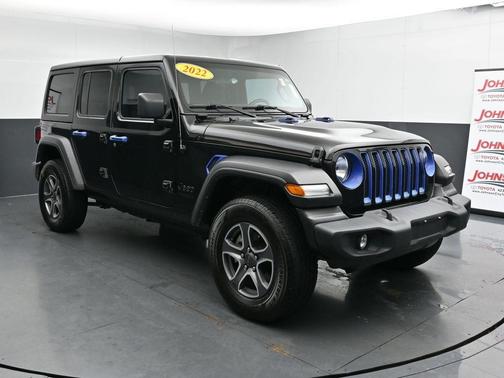 2022 Jeep Wrangler Unlimited Sport